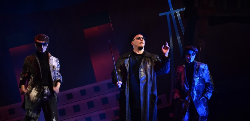 Артисты Хакасского национального театра кукол «Сказка» отправились на фестиваль «Сибирь. Терра магика»