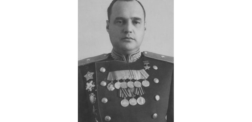 Общественная палата Хакасии проводит открытый конкурс на создание эскизного проекта памятника Герою Советского Союза Василию Тихонову