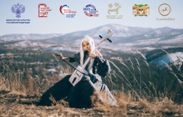 Гостьи «Ӱртӱн тойы» из Бурятии – певицы Арюна Нимаева и Эржена Санжиева