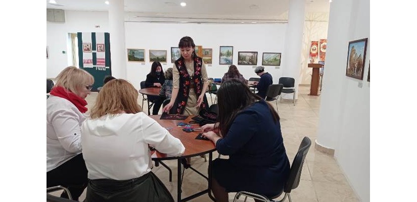 Клуб «Золотая нить = Алтын чiп» приглашает рукодельниц на встречи