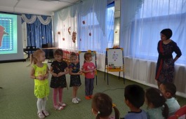 Малыши встретились с литературными героями  итальянского сказочника