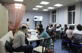 КВИЗ «Новый год стучится…» в главной библиотеке Хакасии