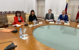 Руководитель главной библиотеки Хакасии приняла участие во Всероссийской конференции, посвященной сохранению языков коренных народов России