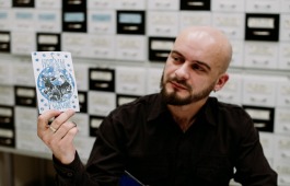 Главная библиотека Хакасии приглашает на мастер-класс «Новогодняя открытка в технике линогравюры»