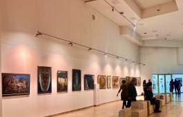 В Национальном музее открылась художественная выставка «Мифы и реальность»