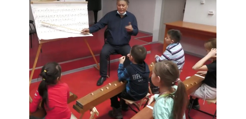 Вечер чатханной музыки с Сергеем Чарковым ждет гостей