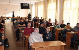 Национальный архив познакомил учащихся Хакасии с Уроками Памяти  «О Героях былых времен»