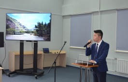 В главной библиотеке Хакасии пройдет конкурс чтецов «Я романтик в XXI веке»