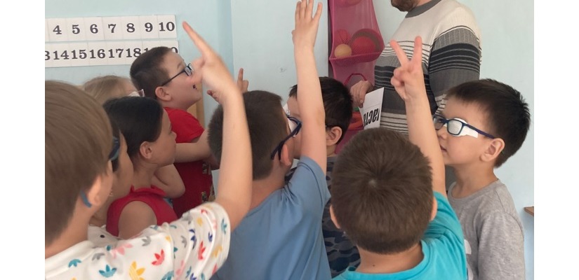 Познавательная квест-игра «Мы играть решили в школу»