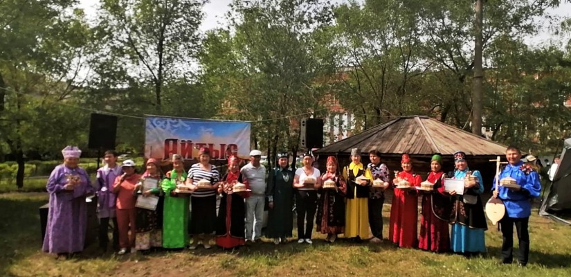 Гран-при 33-го конкурса музыкального творчества «Айтыс»  стала тахпахчы Ефросинья Сагалакова из Алтайского района
