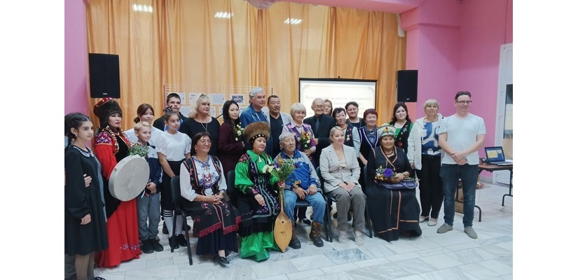 В Алтайском районе Хакасии презентована повесть Александра Чапрая «Вой сизого волка»