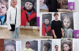 Экскурсия на фотовыставку «Взрослые истории детей Донбасса»!