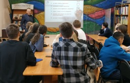 Диспут со старшеклассниками «Выборы: общество и власть»