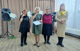 В Клубе инвалидов по зрению поздравили женщин с праздником «День матери»