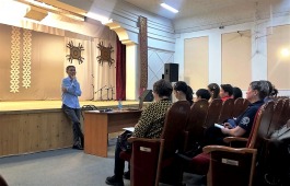 В Хакасии состоялся семинар-практикум по художественному  слову для руководителей клубных учреждений