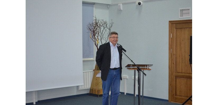Публичная лекция «Ребёнок не хочет учиться. Кто виноват и что делать?» в главной библиотеке Хакасии