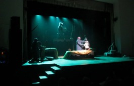 Театр кукол «Сказка» представил премьеру спектакля «Хай Ээзи. Начало»