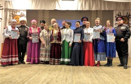 День матери казачки в Хакасии отметили на фестивале  казачьего творчества в Центре имени Кадышева