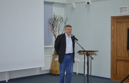 Публичная лекция «Ребёнок не хочет учиться. Кто виноват и что делать?» в главной библиотеке Хакасии