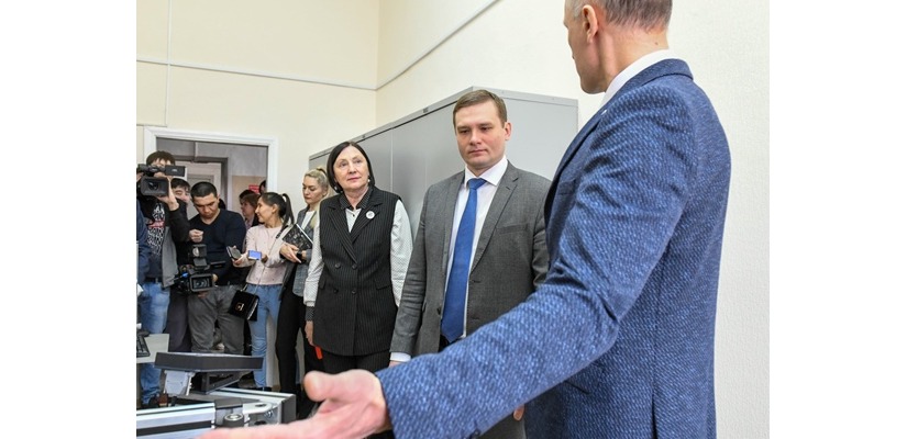 Национальный архив Хакасии обрел современную лабораторию, которая позволяет сохранять документы на протяжении столетий