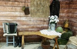 Выставка художников Хакасии «Великая Победа» в юрте театра «Читiген»