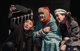 Жителям Аскизского района Театр Топанова покажет историю о самом прекрасном чувстве, которое способно на все