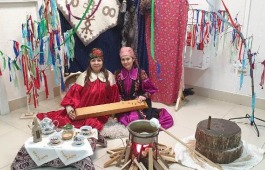 Интерактивная программа «Родные традиции – сын Кибiр» в главной библиотеке Хакасии