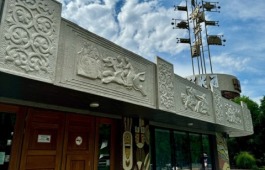 Премьера спектакля «Лес» переносится на ноябрь