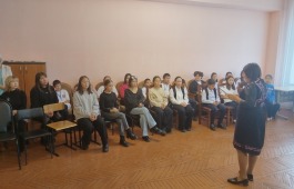 В Хакасском колледже искусств прошла презентация специальности «Национальные инструменты народов России»