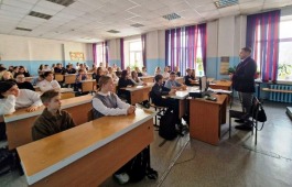 Для школьников Абакана прошла профилактическая беседа «Здоровый я — здоровая страна»
