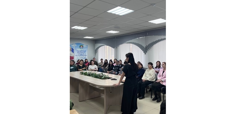 В «Хакасской республиканской национальной детской школы искусств» прошло общее родительское собрание