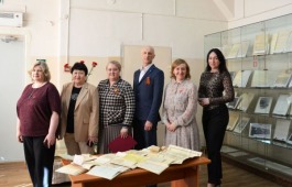 В Национальный архив Хакасии переданы документы Отделения Социального фонда России по РХ