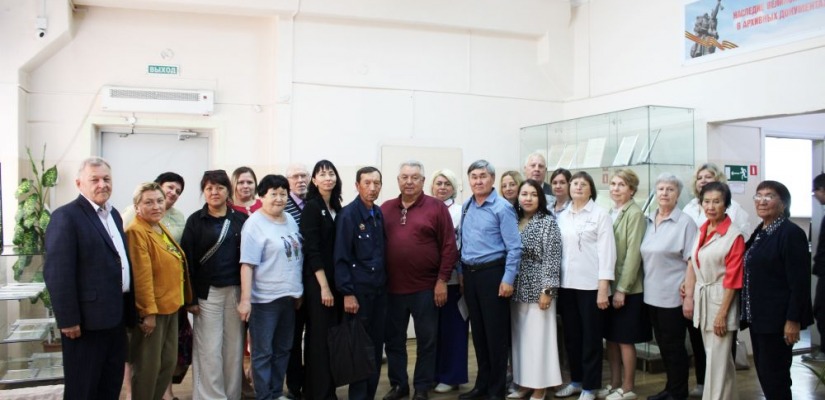 В Национальном архиве состоялась встреча историко-архивного клуба «Краевед Хакасии»