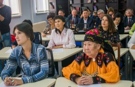 Республиканский диктант на хакасском языке «Тӧреен тiлiм – хакас тiлiм! = Я люблю родной язык!»