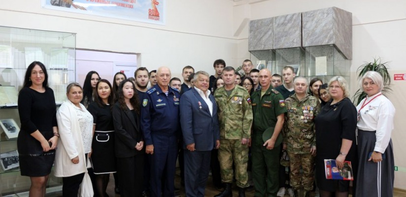 «Из первых уст»: в Национальном архиве прошла патриотическая встреча