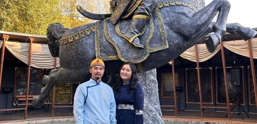 Преподаватель «Хакасской республиканской национальной детской школы искусств» приняла участие в концерте в Горно - Алтайске