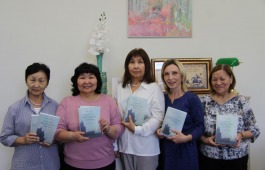 «100 книг к 100-летию»: «Атлант расправил плечи» пополнил фонды благодаря «Созвездию»