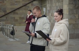 Танцует молодость!