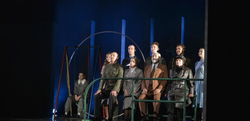 Прокопьевский драмтеатр представил спектакль, посвященный 80-летию Победы