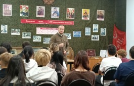 Защита Родины начинается с знаний: встреча с участником СВО в детской библиотеке