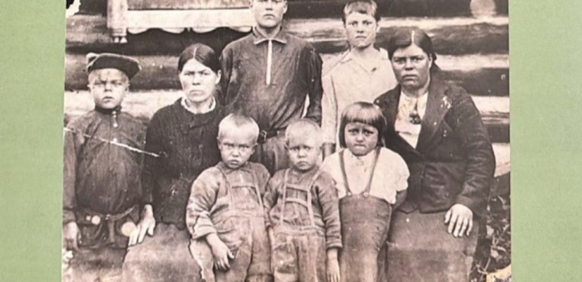 Презентация книги Татьяны Богдановой «Судьбы жителей села Бондарево» в главной библиотеке Хакасии