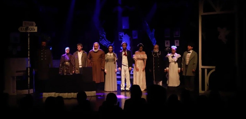 Театр кукол «Сказка» празднует годовщину спектакля «Лес»