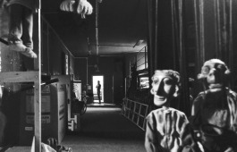 Театр кукол «Сказка» приглашает окунуться в волшебный мир закулисья!