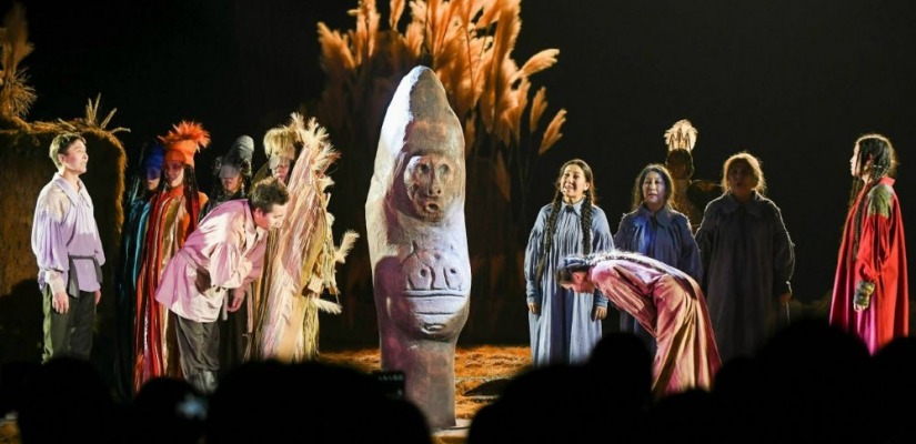 В театре имени А.М. Топанова с успехом прошла премьера спектакля «Степь. Песнь камня»