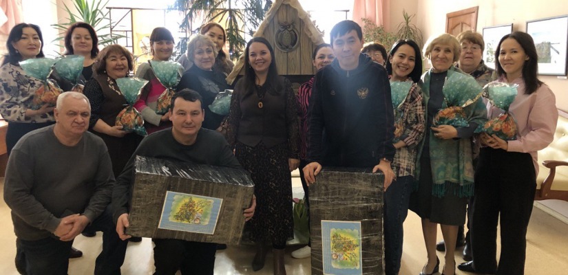 Детям из Червонопартизанского отправлены новогодние подарки от Хакасии