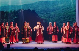 Хакасский ансамбль «Чон коглерi» приглашает на концерт фольклорной музыки