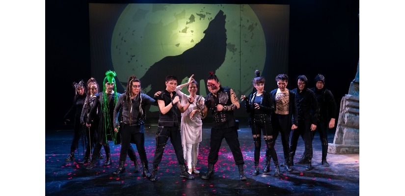 Театр Топанова приглашает погрузиться в мир джунглей, полный страстей и философских вопросов