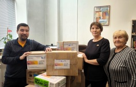 Работники культуры Хакасии направили книги в дар Червонопартизанской городской библиотеке