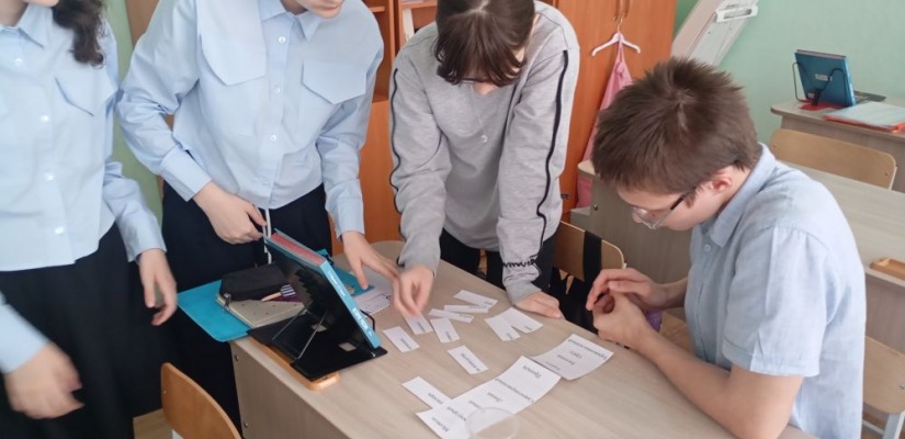 Хакасская библиотека для слепых познакомила детей с творчеством Михаила Салтыкова-Щедрина