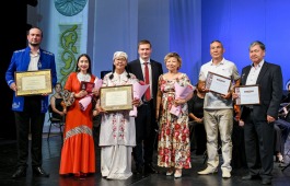 Татьяна Шалгинова стала лауреатом первой музыкальной премии Правительства Хакасии имени Александра Кенеля